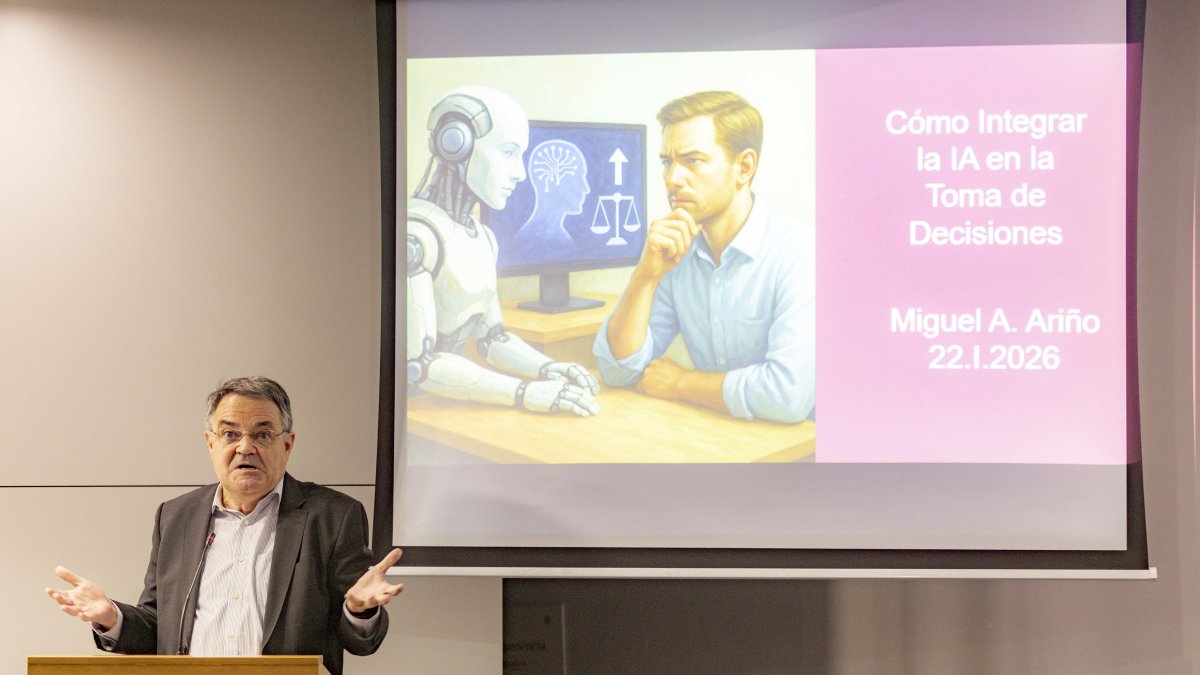 Miguel Ángel Ariño, profesor de IESE Business School, en la Cambra de Tarragona.