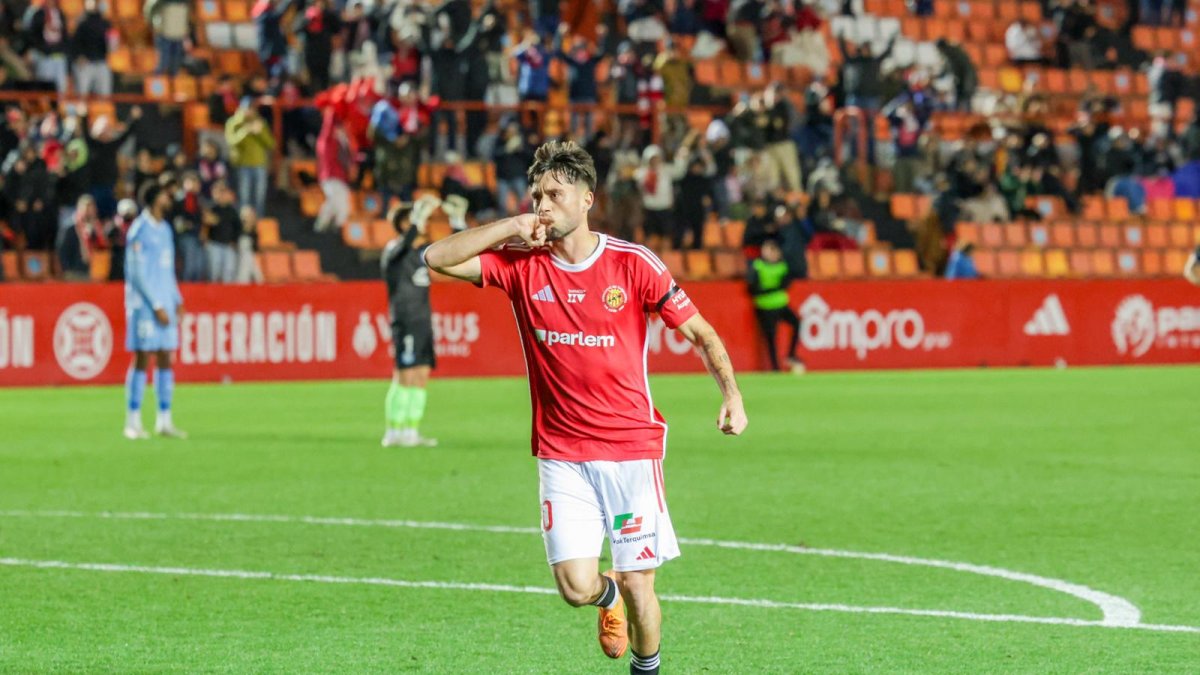 Jardí celebra su gol conseguido frente al Tenerife.