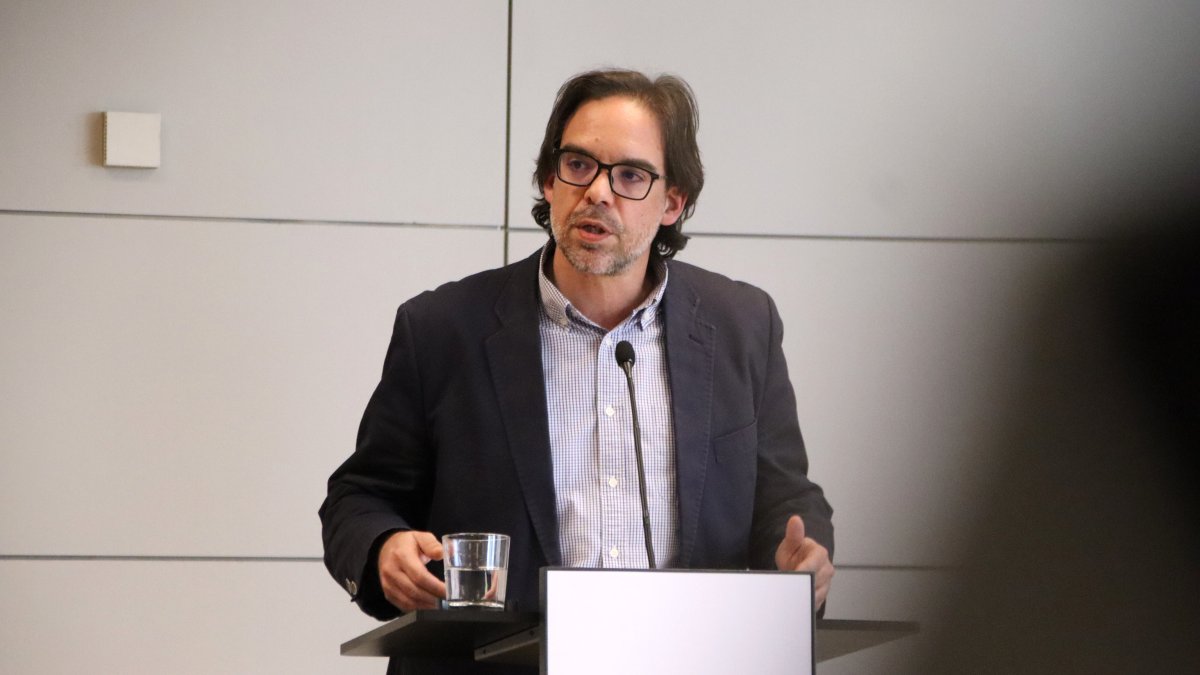 El presidente de Renfe, Álvaro Fernández Heredia, en rueda de prensa