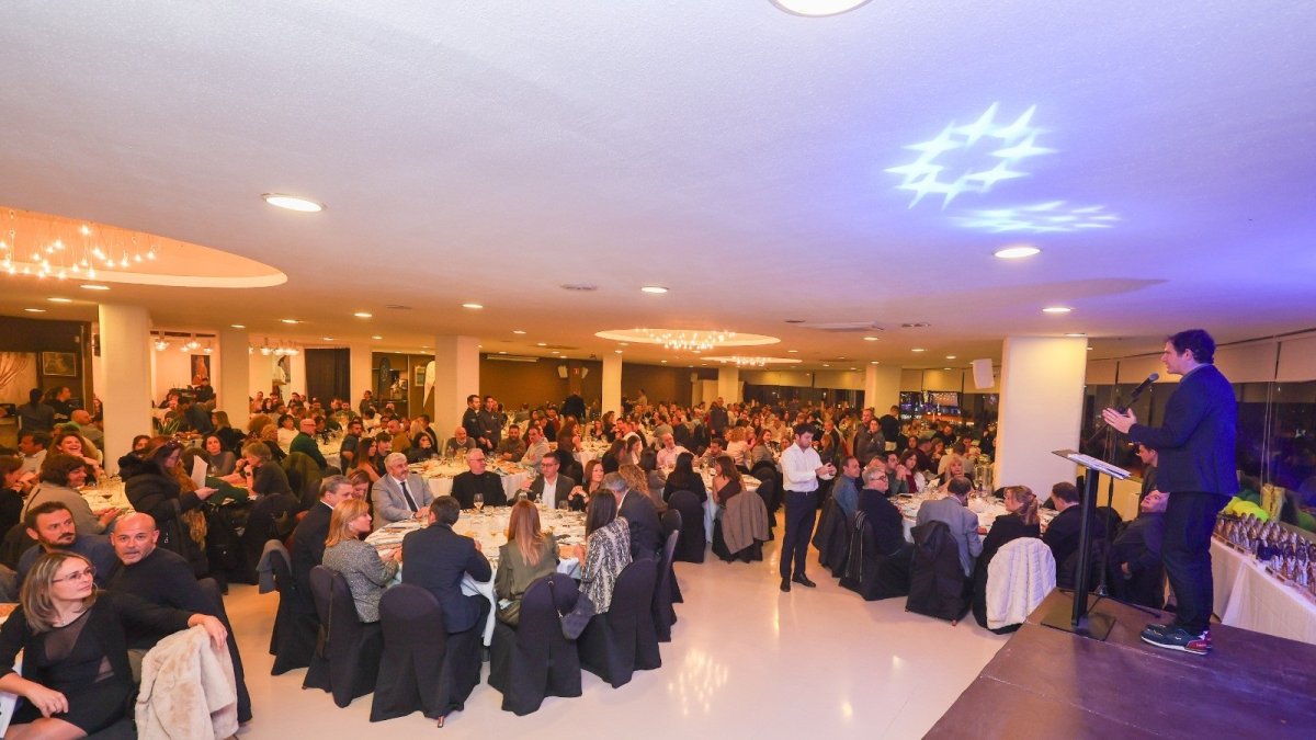 El sopar va aplegar 460 persones al ClubNàutic de Salou entre jugadors dels clubs del territori i autoritats.