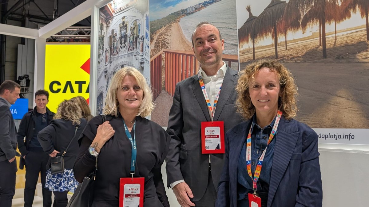 Sònia Balcells, directora comercial del Grup Blaumar; Albert Canadell, director general; y Nuria Varela, directora de Calidad y Medioambiente, estuvieron presentes en Fitur.