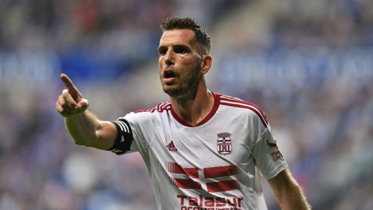 Pedro Alcalá es el nuevo central del Nàstic de Tarragona.