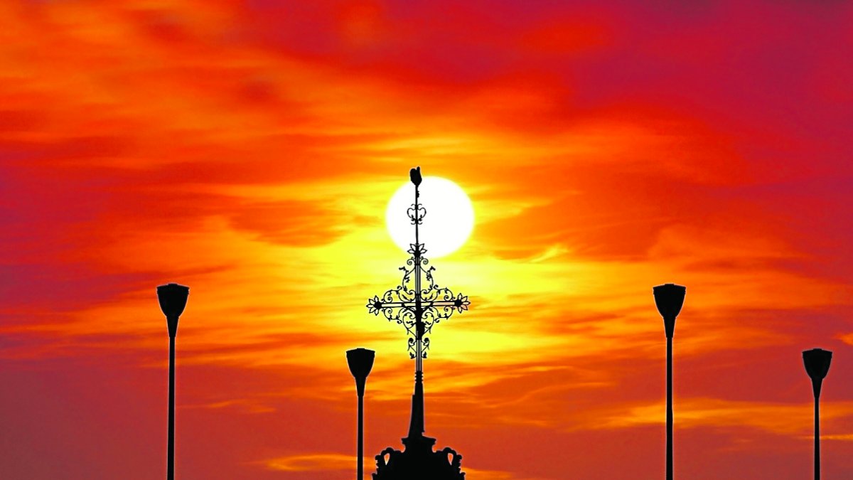 La ciudad de Frankfurt es uno de los escenarios por los que Theo y Frances pasean su controvertido amor.