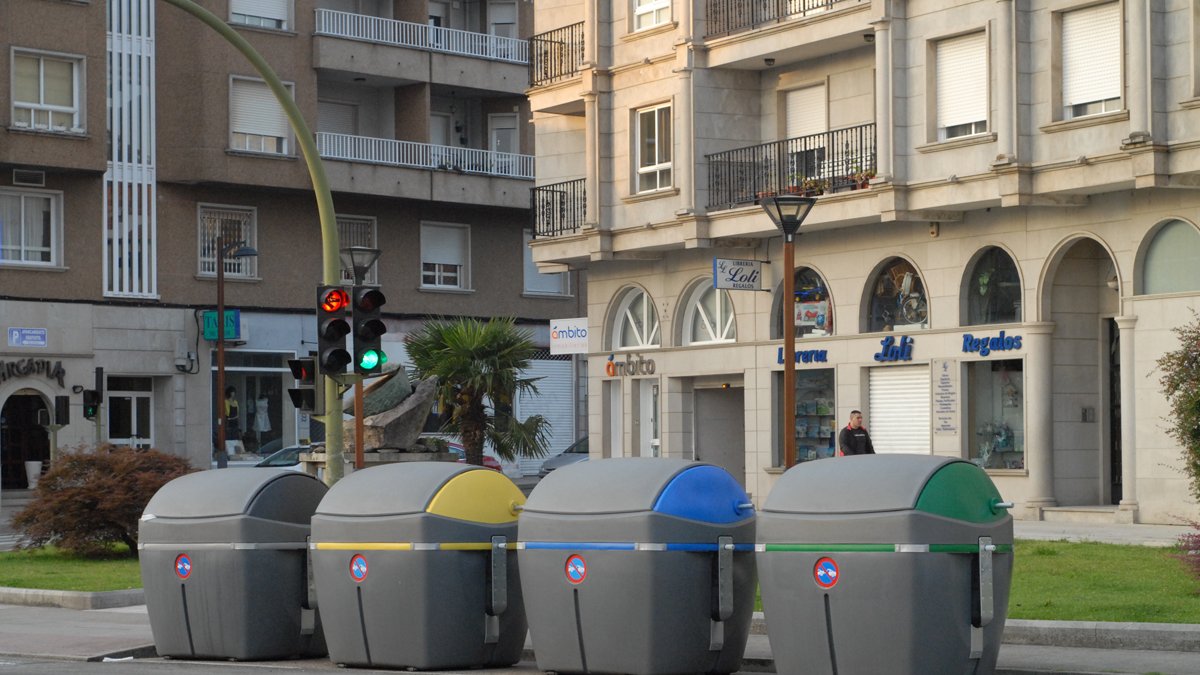 Los nuevos contenedores son de carga lateral