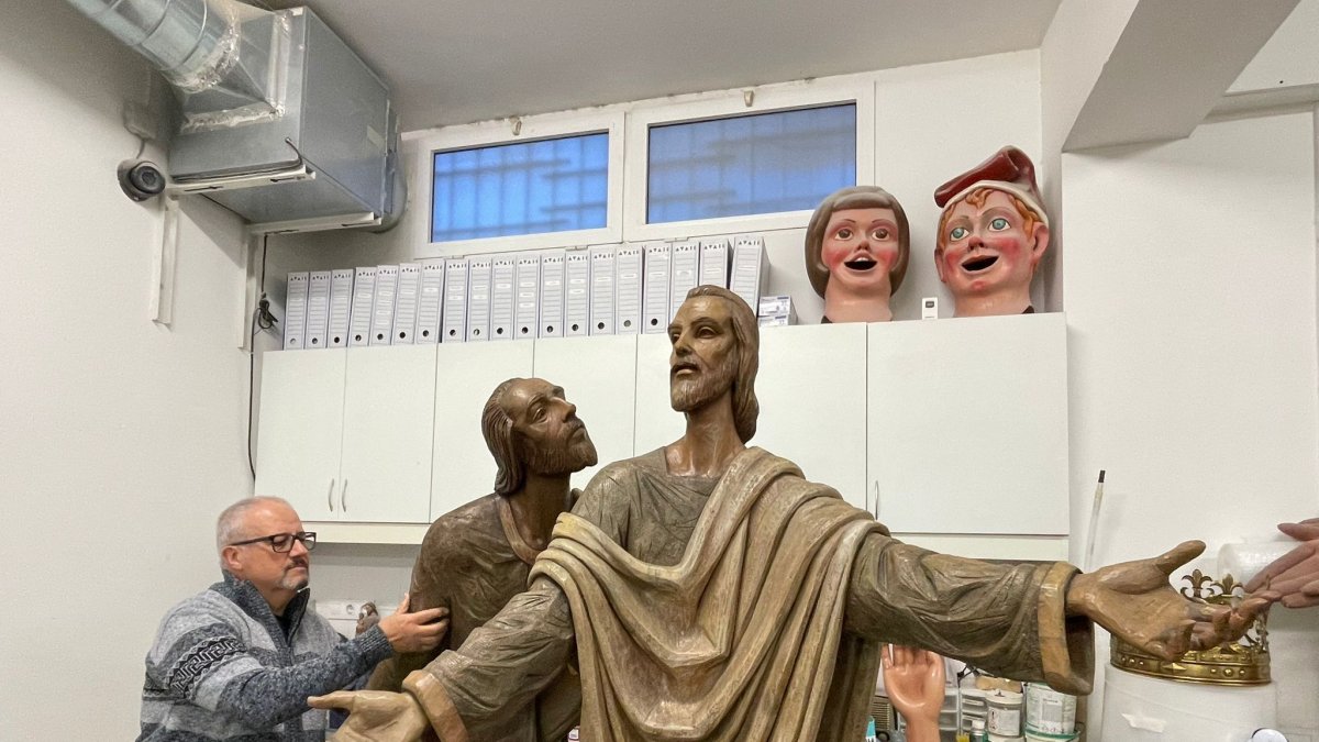 El restaurat 'Petó de Judes' tornarà a desfilar per la Processó de l'Amargura.