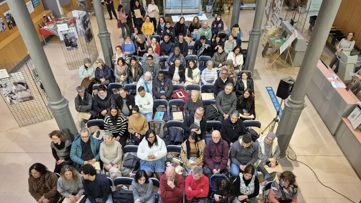 La trobada del CNL de Reus es va celebrar el passat divendres a la Biblioteca Xavier Amorós.