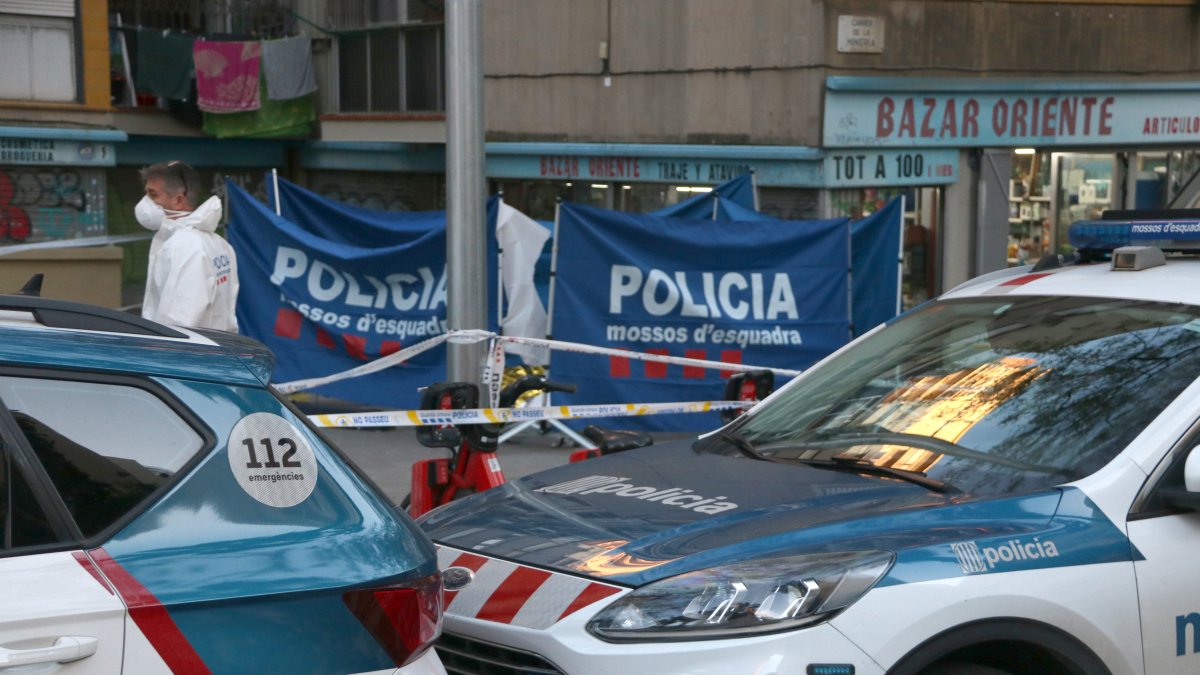 Asesinan a tiros a un hombre en plena calle en el distrito de Sants ...
