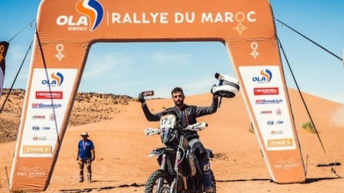 Histórico triunfo de Albert Martín y Triumph en el Rally de Marruecos
