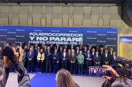 Foto de familia de los participantes en Valencia.