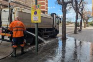 Imagen de un operario de la basura en el entorno de Joan XXIII