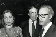 Isabel Preysler y Miguel Boyer antes de conocerse su romance. En medio, el marqués de Griñón.