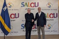 El alcalde de Salou, Pere Granados, y el director general de PortAventura, Fernando Aldecoa