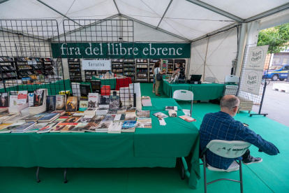 La Fira del Llibre Ebrenc celebra su vigésima edición. Es un escaparate de las y los escritores de las Terres de l’Ebre.