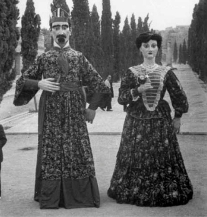 Treure a la llum la vertadera cara d’una parella de gegants