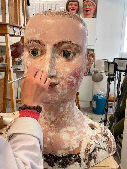 Treure a la llum la vertadera cara d’una parella de gegants