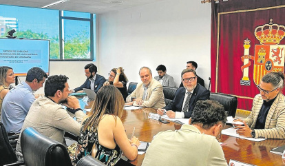 Reunión en la subdelegación, con la Generalitat, los alcaldes y la Diputació.