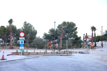 Uno de los puntos de entrada al nuevo paseo de las Calas de Miami Platja.