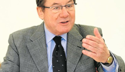 L’advocat Albert Vallvé, popular com a Magí de les timbales, amb un cognom que es un derivat del topònim Bellver, que sona igual.