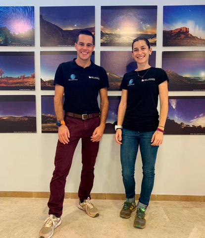 Los guías astronómicos acreditados por la Fundación Starlight,Aleix Roig y Georgina Serven.