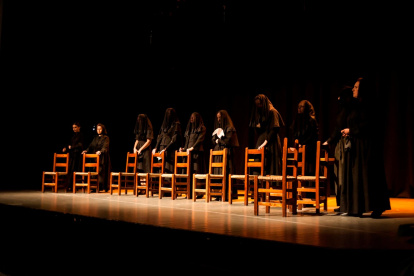 Un momento de la representación de ‘La casa de Bernarda Alba’.