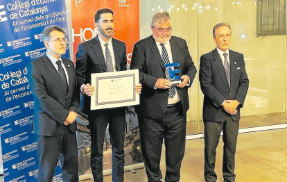 Un moment del lliurament de la distinció al Millor Despatx.