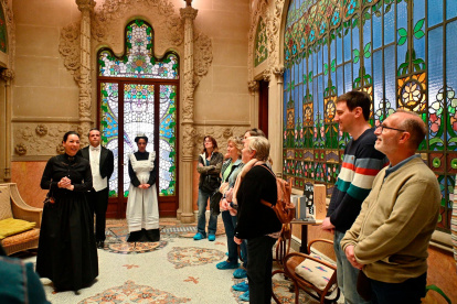 Visita teatralizada en el interior de Casa Navàs en el marco de ‘Reus 1900. Festa Modernista’’.