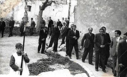 En 1958 la Cruz presidió la visita del cardenal de Tarragona Benjamín de Arriba y Castro.
