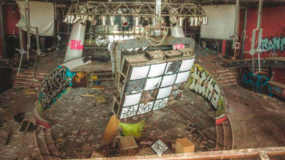 Una de las pistas de la discoteca.