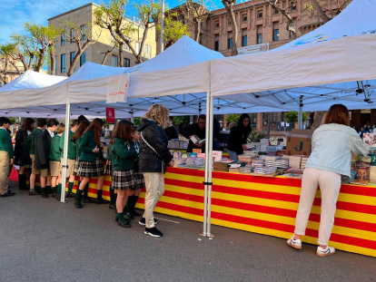 Los primeros asistentes.