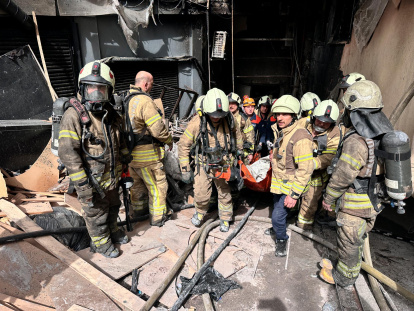 Los Bomberos en tareas de rescate.