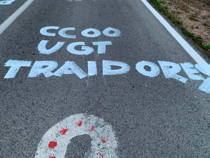 Una de las pintadas aparecidas este sábado.