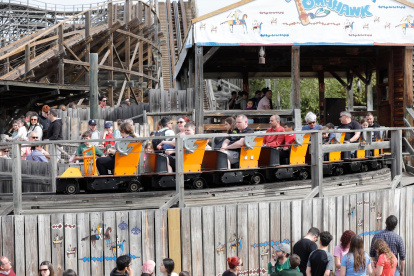 La atracción Tomahawk de PortAventura.