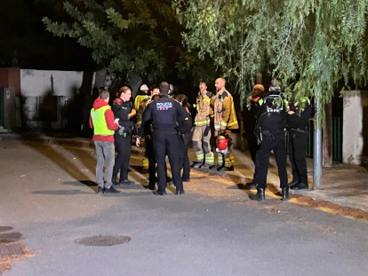 Los equipos de emergencias en la zona del suceso.