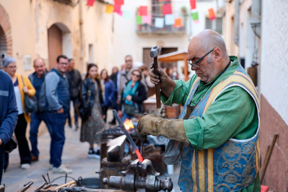 Demostración de oficios tradicionales en la Fira Tastaverd.