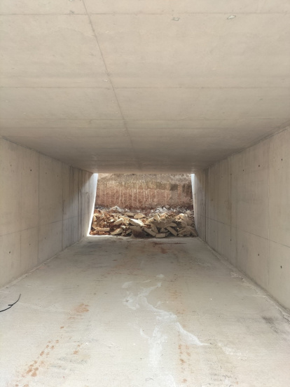 El nou pas inferior construït a la estació Reus Bellissens
