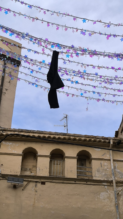 Los pantalones en las luces navideñas