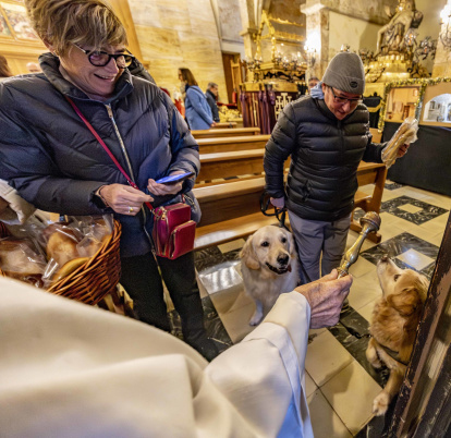 Un momento de la bendición esta mañana.