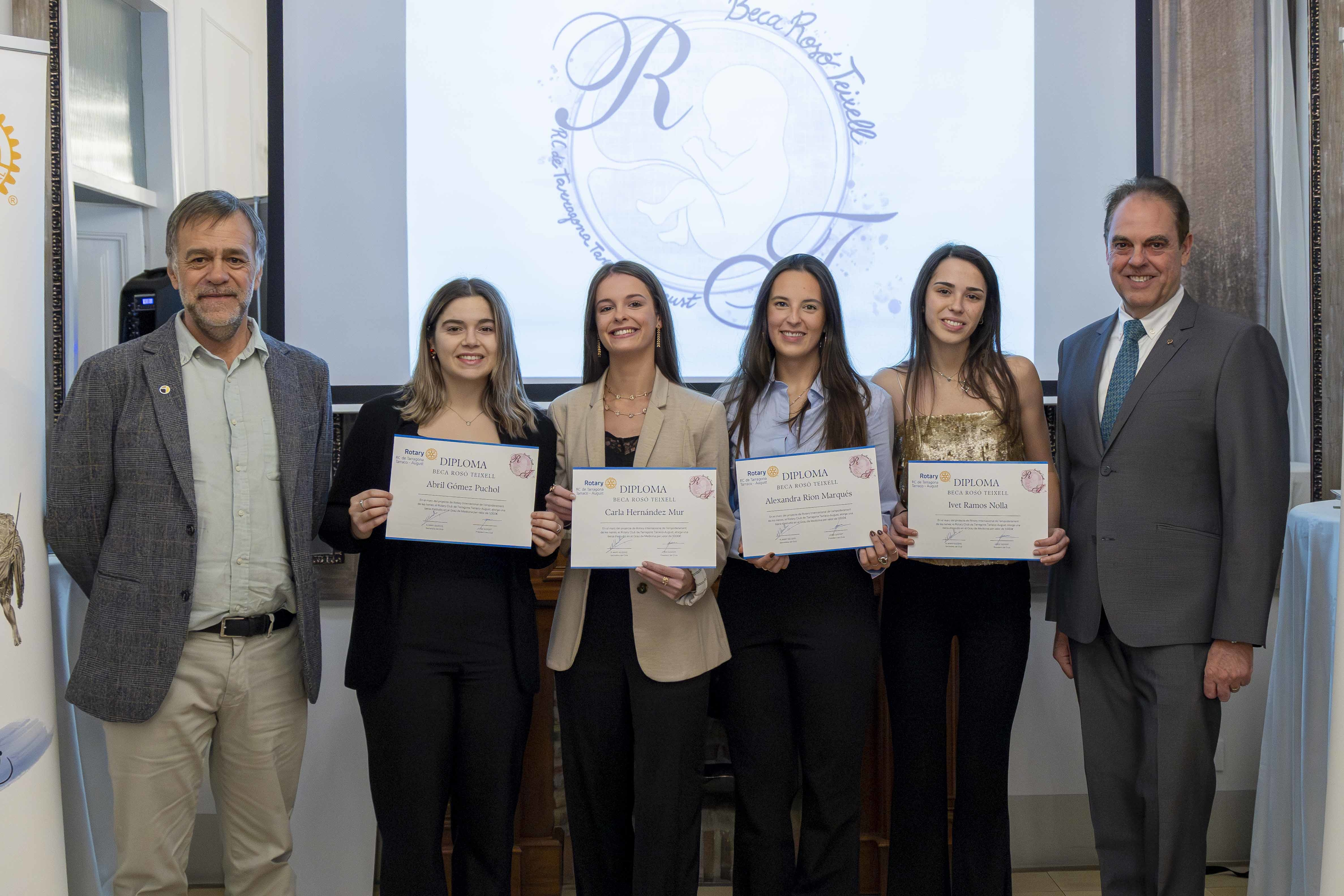 Cuatro alumnas de Medicina, galardonados con la beca Rosó Teixell de ...