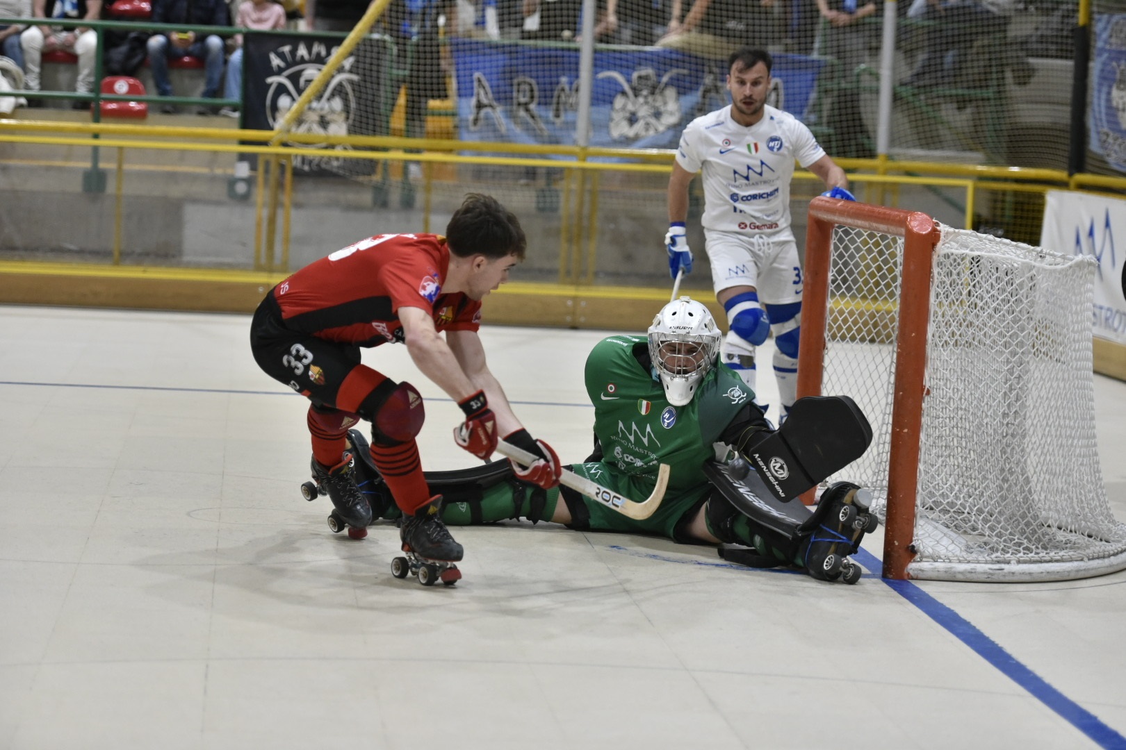 Guillem Jansà remata a la portería del Trissino.